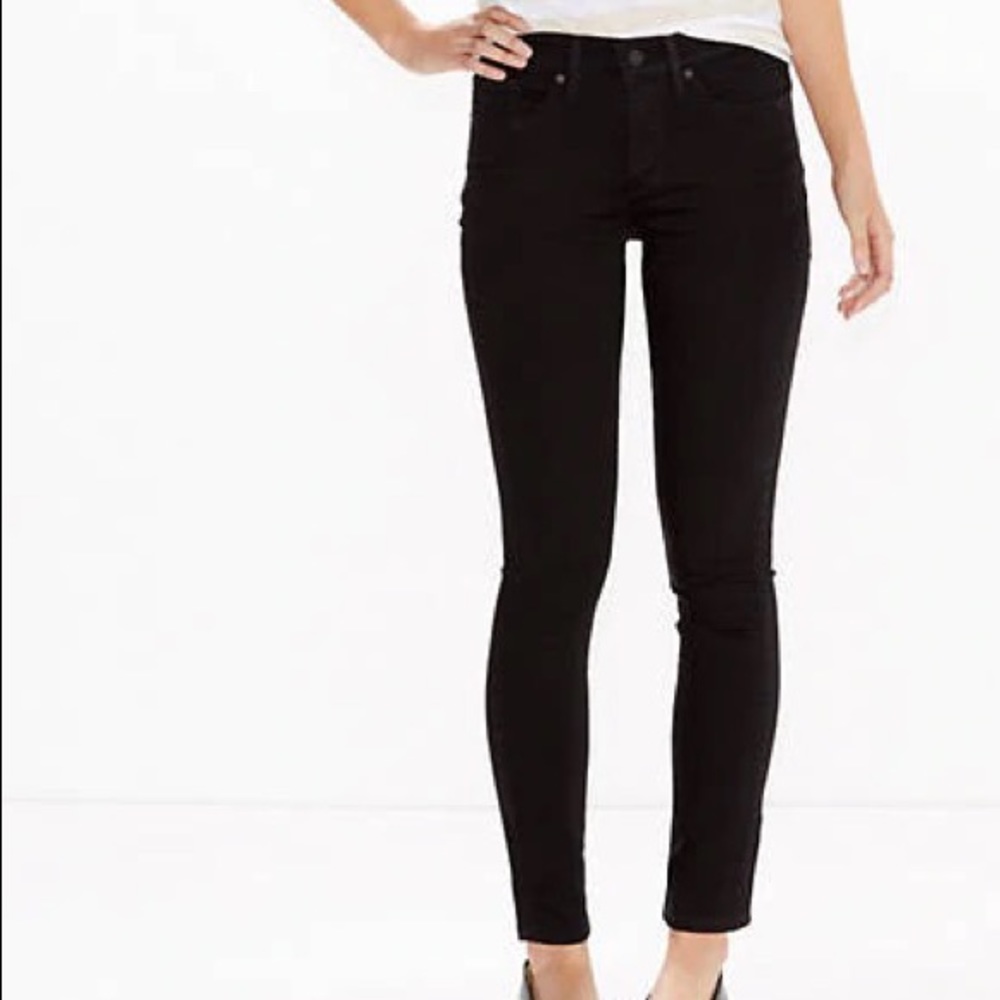 Levi’s 311 Shaping Skinny Women’s Jeans